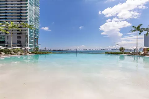 650 NE 32nd St #3501, Miami, FL 33137
