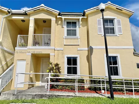 134 SE 28th Ter #10, Homestead, FL 33033