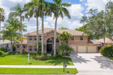 10176 SW 18th St, Davie, FL 33324