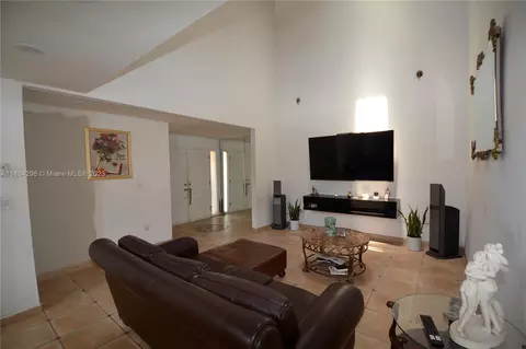 10915 SW 25th St #2, Miami, FL 33165