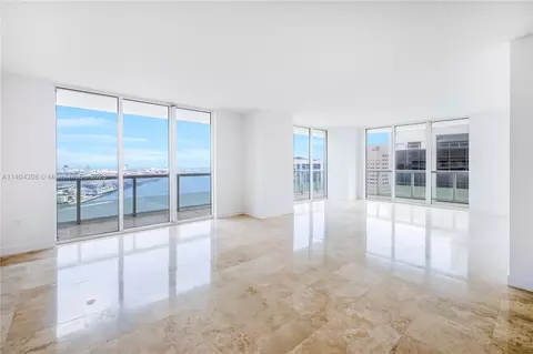 50 Biscayne Blvd #4310, Miami, FL 33132