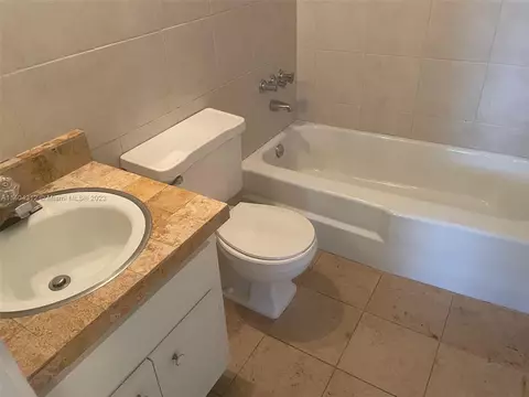 751 Pine Dr #210, Pompano Beach, FL 33060 photo 15