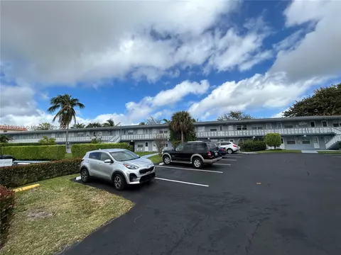 751 Pine Dr #210, Pompano Beach, FL 33060 photo 5