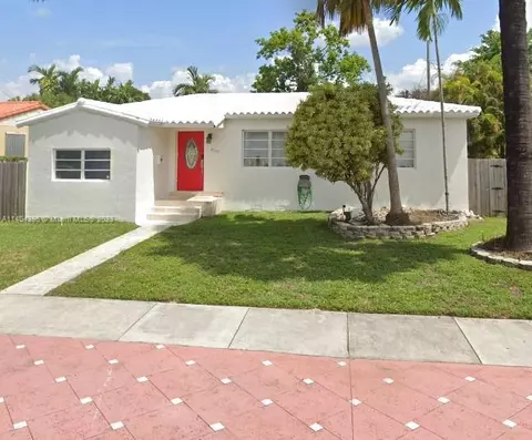 3241 SW 21st St, Miami, FL 33145