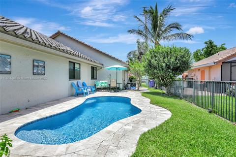 4161 NW 6th St, Deerfield Beach, FL 33442