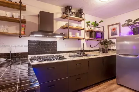 710 Washington Ave #318, Miami Beach, FL 33139