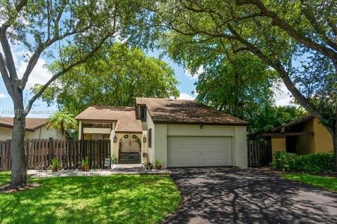 11715 SW 135th Pl, Miami, FL 33186