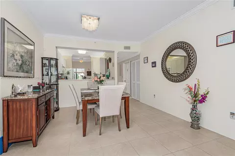 7775 Yardley Dr #311, Tamarac, FL 33321