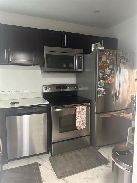 8081 N Sunrise Lakes Dr #312, Sunrise, FL 33322