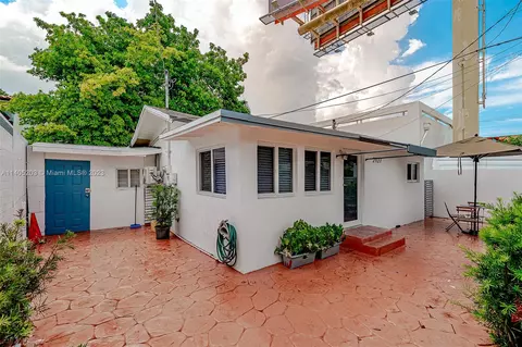 2927 NW 6th Ave, Miami, FL 33127