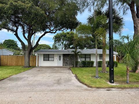 2448 NE 12th Ave, Pompano Beach, FL 33064