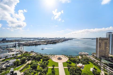 50 Biscayne Blvd #3810, Miami, FL 33132