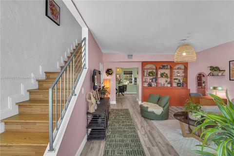 1525 Pennsylvania Ave #3, Miami Beach, FL 33139