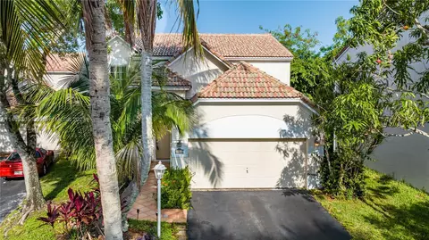 3946 Jasmine Ln, Coral Springs, FL 33065
