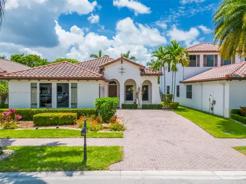 3136 NW 83rd Way, Pembroke Pines, FL 33024