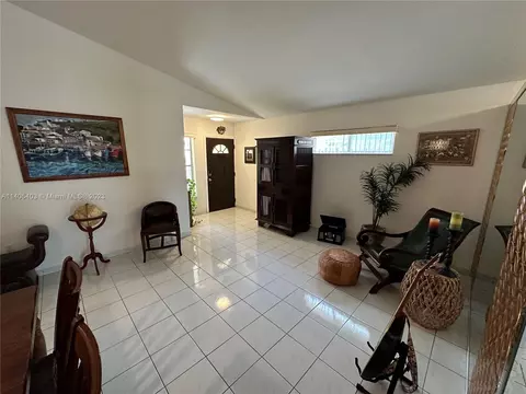 3299 W 76 St, Hialeah, FL 33018 photo 7