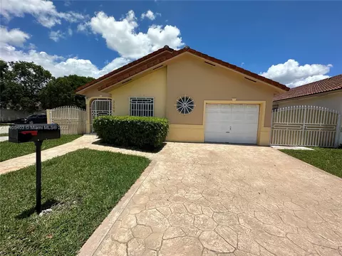 3299 W 76 St, Hialeah, FL 33018
