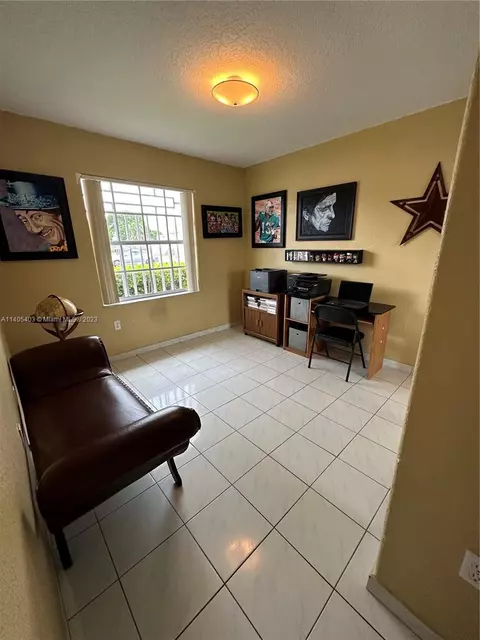 3299 W 76 St, Hialeah, FL 33018 photo 17