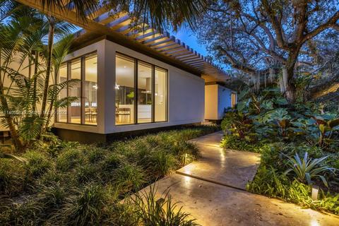 7865 SW 125th St, Pinecrest, FL 33156
