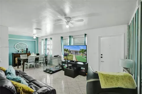 774 E 47th St, Hialeah, FL 33013 photo 9