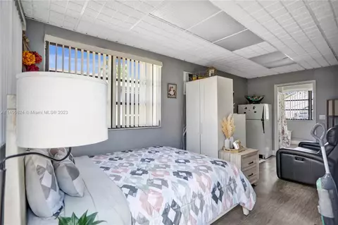 774 E 47th St, Hialeah, FL 33013 photo 16