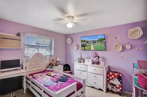 774 E 47th St, Hialeah, FL 33013 photo 17