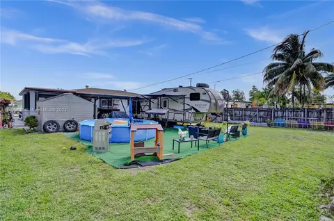 774 E 47th St, Hialeah, FL 33013 photo 29