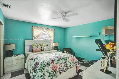 774 E 47th St, Hialeah, FL 33013 photo 21