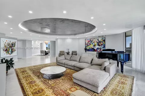 2600 Island Blvd #605, Aventura, FL 33160