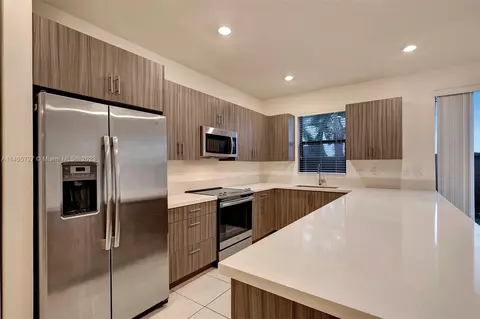 15825 NW 91st Ct #15825, Miami Lakes, FL 33018