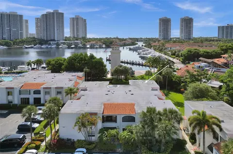 3552 Magellan Cir #128, Aventura, FL 33180