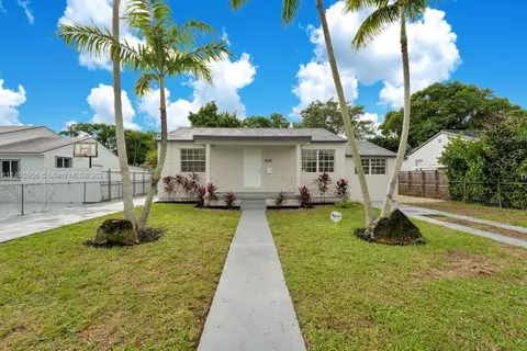 6578 SW 37th St, Miami, FL 33155