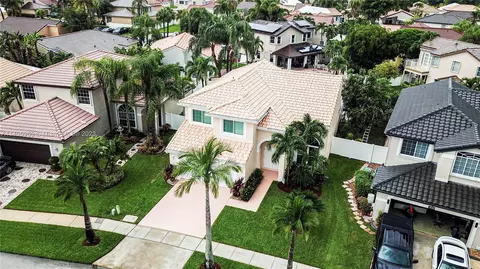 18315 SW 4th Ct, Pembroke Pines, FL 33029