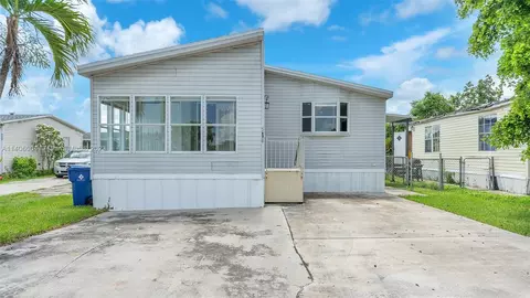 19800 SW 180th Ave #LOT 518, Miami, FL 33187