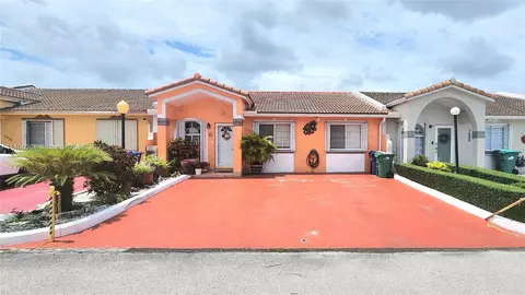 7676 NW 180th Ter #7676, Hialeah, FL 33015