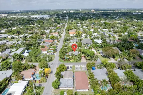 1701 NE 17th Way, Fort Lauderdale, FL 33305