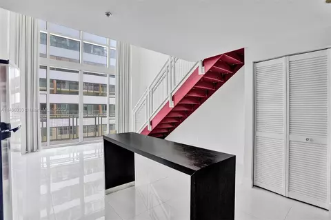 253 NE 2nd St #424, Miami, FL 33132