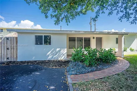 1301 NE 35th St, Pompano Beach, FL 33064