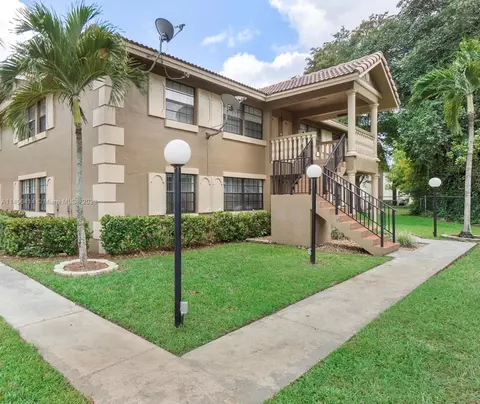 2616 Riverside Dr #2616, Coral Springs, FL 33065