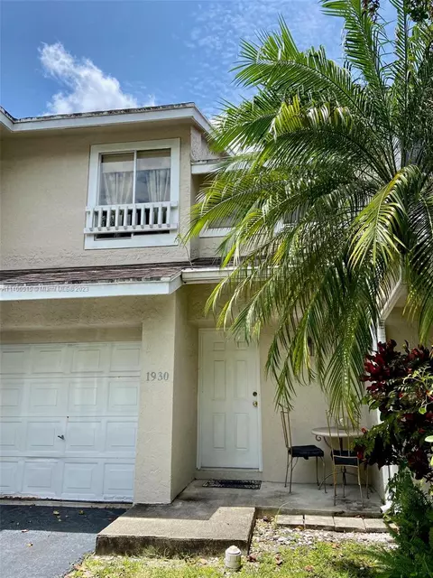1930 E Discovery Cir, Deerfield Beach, FL 33442