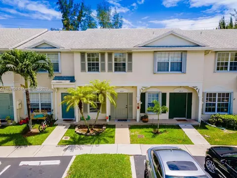 4910 SW 31st Ter #4910, Fort Lauderdale, FL 33312