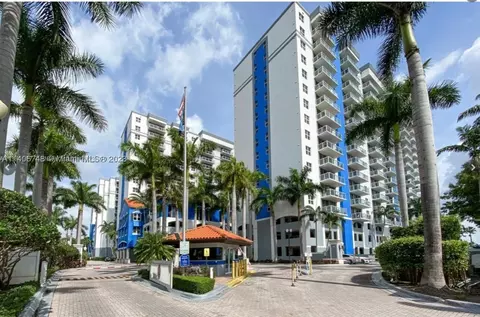 5077 NW 7th St #903, Miami, FL 33126