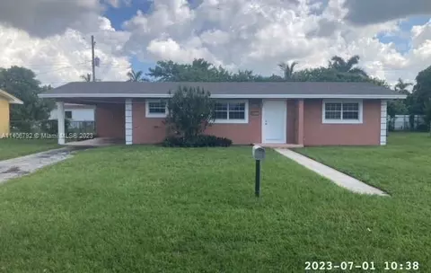 3831 NW 174th St, Miami Gardens, FL 33055