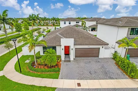 23439 SW 107th Pl, Homestead, FL 33032