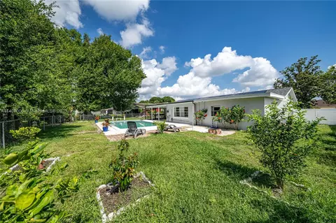 2403 Pasco Dr, Sebring, FL 33870 photo 4