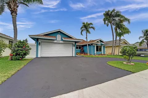 236 SE 8th St, Dania Beach, FL 33004