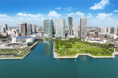 900 Biscayne Blvd #3908, Miami, FL 33132