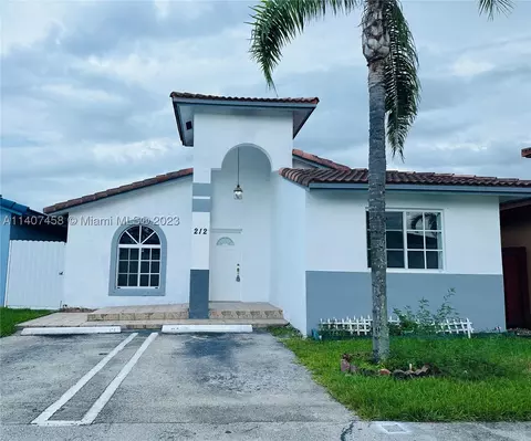 7001 W 35th Ave #212, Hialeah, FL 33018