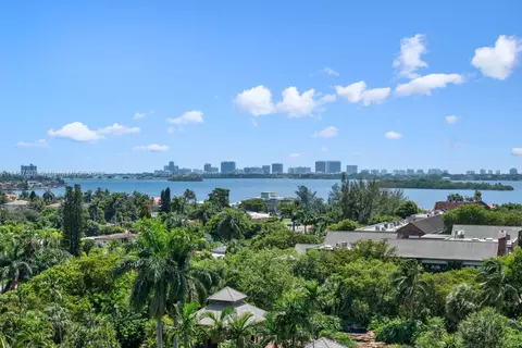 1000 Quayside Ter #1011, Miami, FL 33138