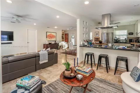 1109 Buchanan St, Hollywood, FL 33019